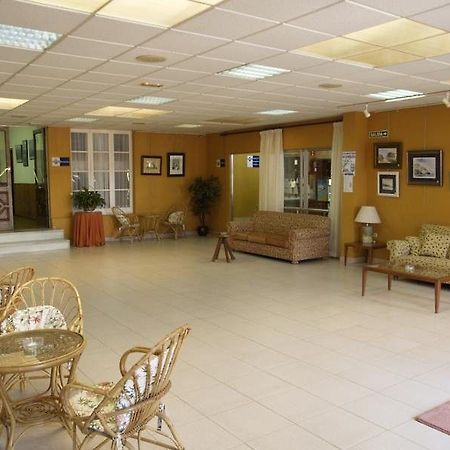 Hotel Roman Castrillon Ngoại thất bức ảnh
